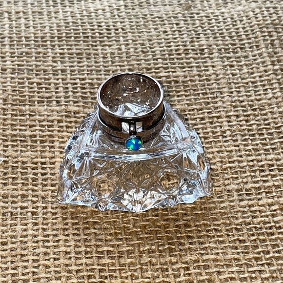 Silpada opal and silver spinner band ring - Picture 2 of 6